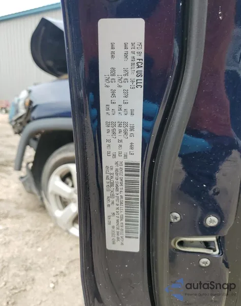 2020 Jeep Compass Latitude z USA, uszkodzony, nr VIN 3C4NJCBB6LT141553